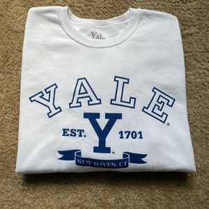 Oversized Yale white sweater